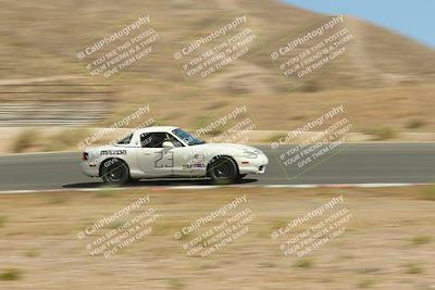 media/Jun-01-2025-CalClub SCCA (Sun) [[eae223c5dd]]/Group 5/Qualifying/